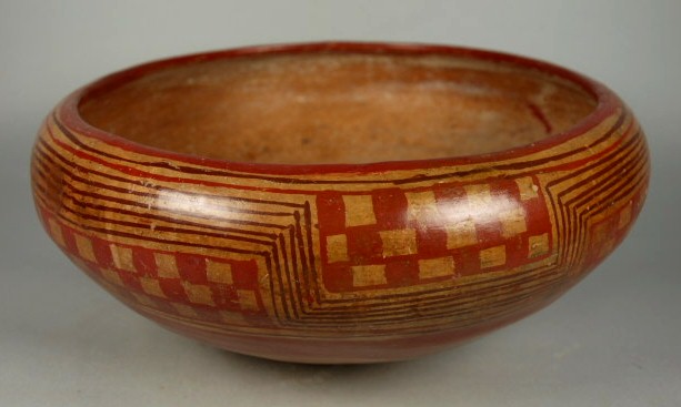 Huge, Great Chinesco Polychrome bowl